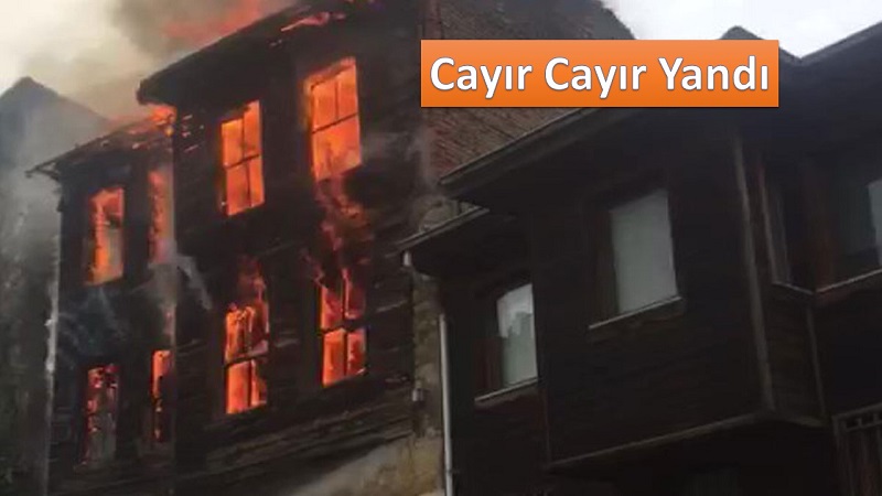 Beykoz Göksu’da Ahşap Bina Cayır Cayır Yandı