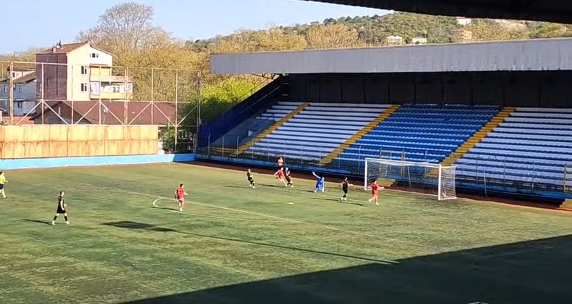 Kavacıkspor ile Sultangazispor Çayırbaşı’nda karşı karşıya geldi