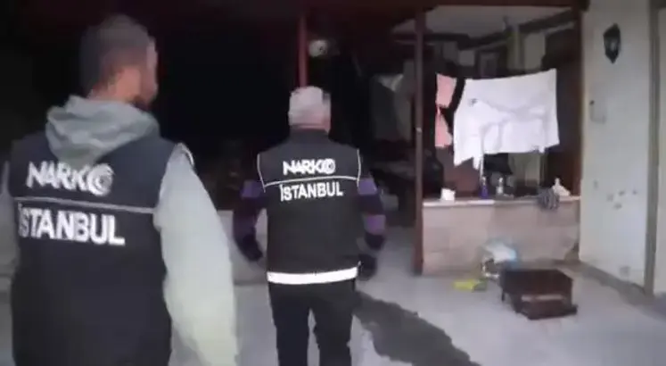 Kanlıca’ya uyuşturucu baskını: 3 gözaltı