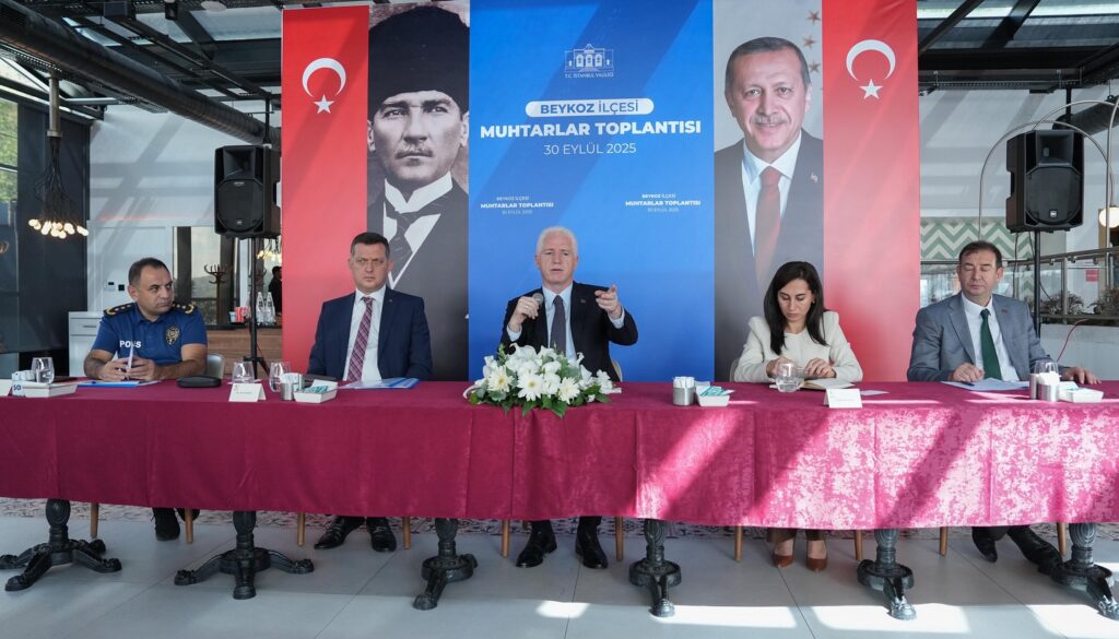 Vali Davut Gül, Beykoz’daki muhtarlarla istişare toplantısı yaptı