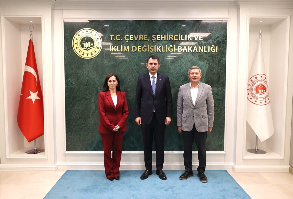 Özlem Vural Gürzel, Beykoz’un İmar Sorunlarını Bakan Kurum’a Taşıdı