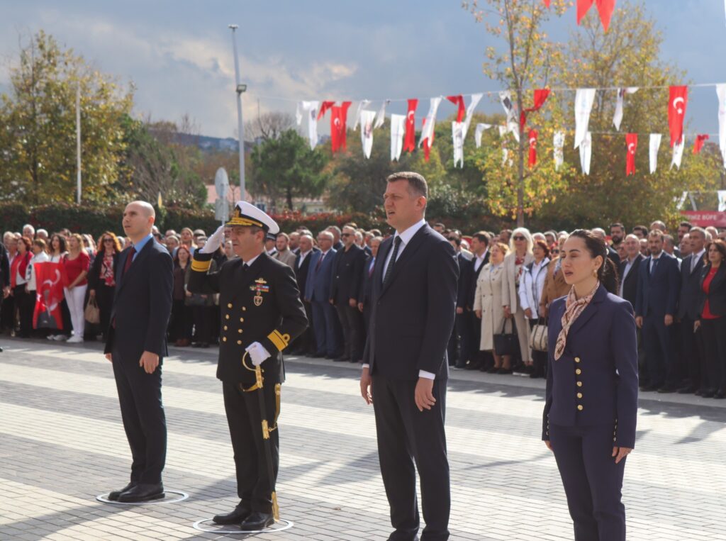 Beykoz Kaymakamı Dr. Faik Ürkmezer; ” Cumhuriyet çağdaşlaşma ve medeniyet projesidir.”