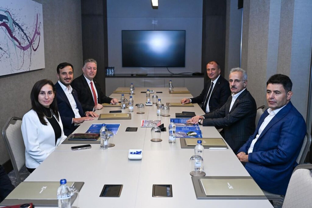 Özlem Vural Gürzel Ulaştırma Bakanı ile Beykoz’un Ulaşım ve Altyapı Sorunlarını Görüştü